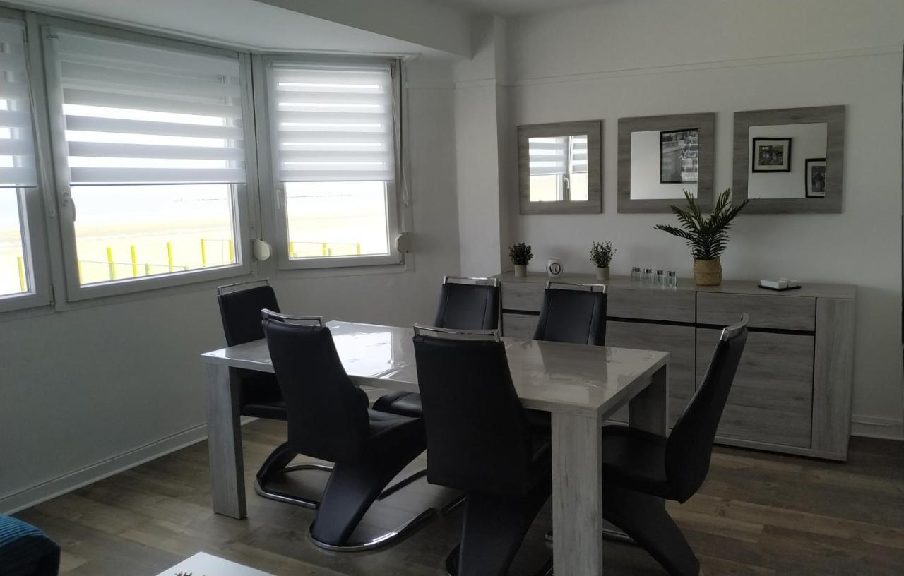Magnifique Vue Mer Pour Ce T2 Totalement Renove Classe Meuble De Tourisme 3 Etoiles Dunkirk Luaran gambar